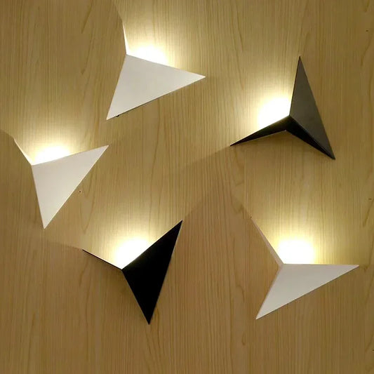 Modern Creative Triangle Wall Light Bag-IN-Decor